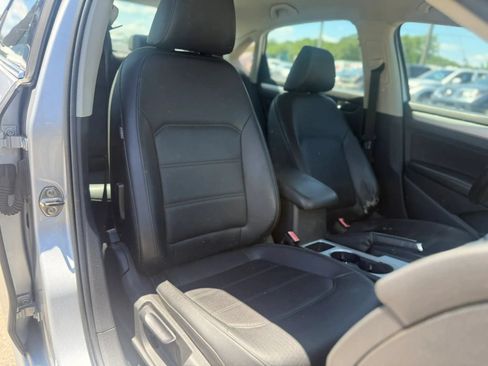 Used 2013 Volkswagen Passat 2.5 SE FWD image 11
