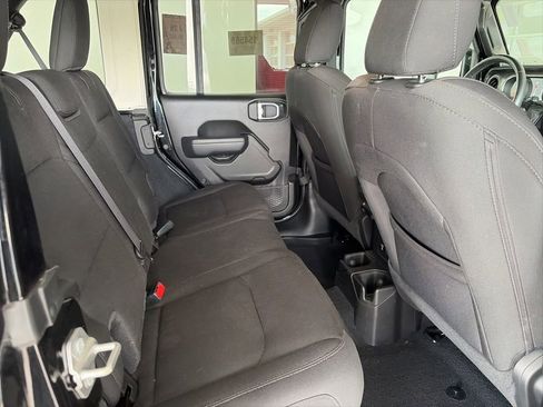 Used 2022 Jeep Wrangler Unlimited Sport image 6