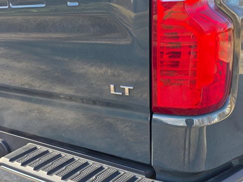 Used 2025 Chevrolet Silverado 1500 LT AWD/4WD image 24