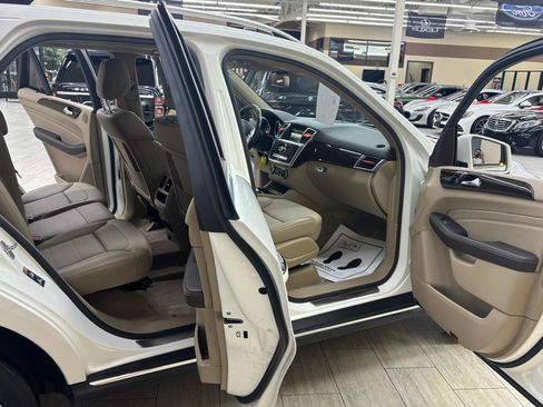Used 2015 Mercedes-Benz ML 350 2WD w/ Premium 1 Package image 12