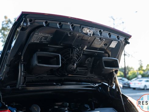 Used 2012 Porsche 911 Carrera 4S image 17