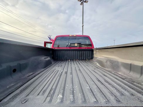 Used 2015 Ford F350 Lariat image 20