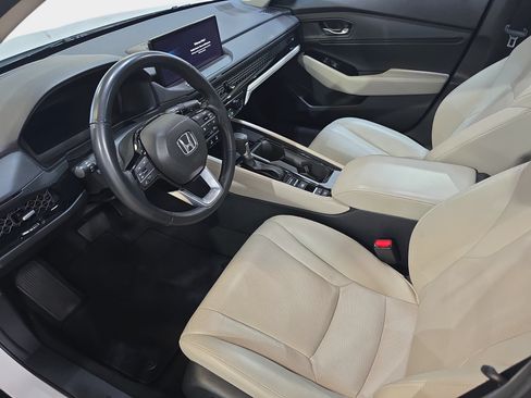 Used 2024 Honda Accord Touring image 13