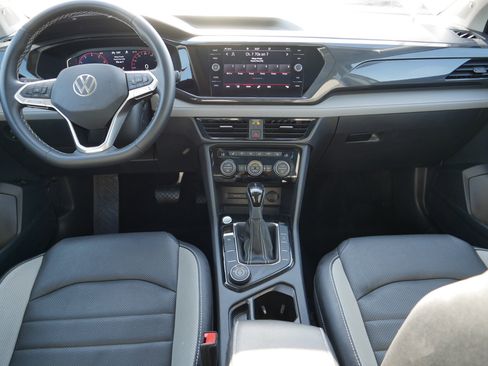 Used 2023 Volkswagen Taos SEL image 10