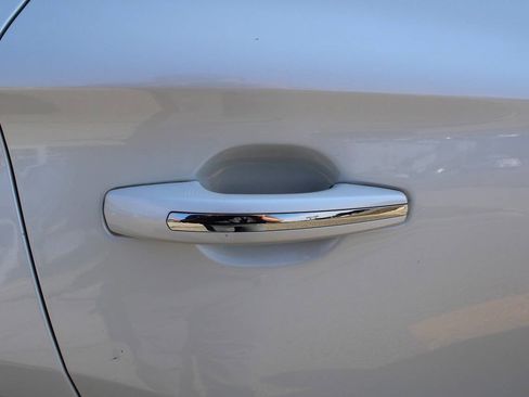 Used 2019 Lincoln MKC Reserve image 39