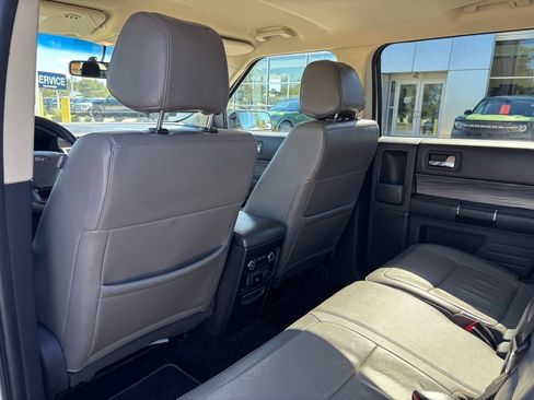 Used 2016 Ford Flex SEL w/ Equipment Group 202A AWD/4WD image 15