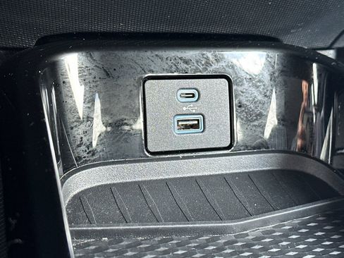 Used 2023 Ford Mustang Mach-E Select image 26