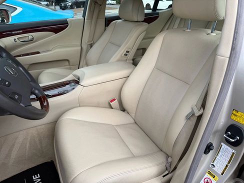 Used 2010 Lexus LS 460 image 38