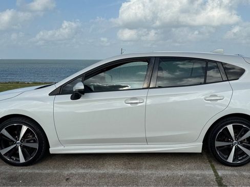 Used 2017 Subaru Impreza 2.0i Sport AWD/4WD image 8