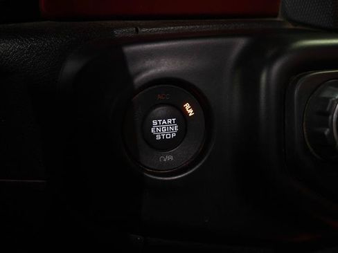 Used 2022 Jeep Wrangler Unlimited Rubicon AWD/4WD image 23