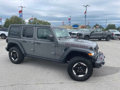 Used 2019 Jeep Wrangler Unlimited Rubicon AWD/4WD image 2