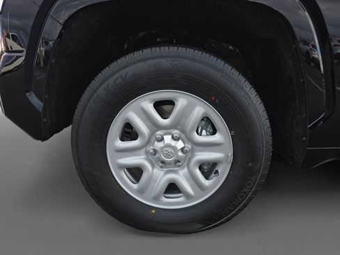 New 2026 Toyota Tundra SR image 14