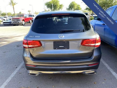 Used 2019 Mercedes-Benz GLC 300 image 3