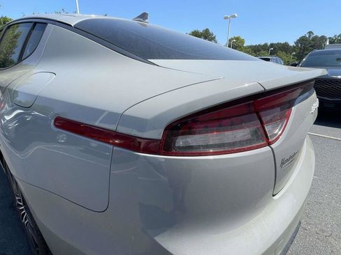 Used 2022 Kia Stinger GT2 AWD/4WD image 12