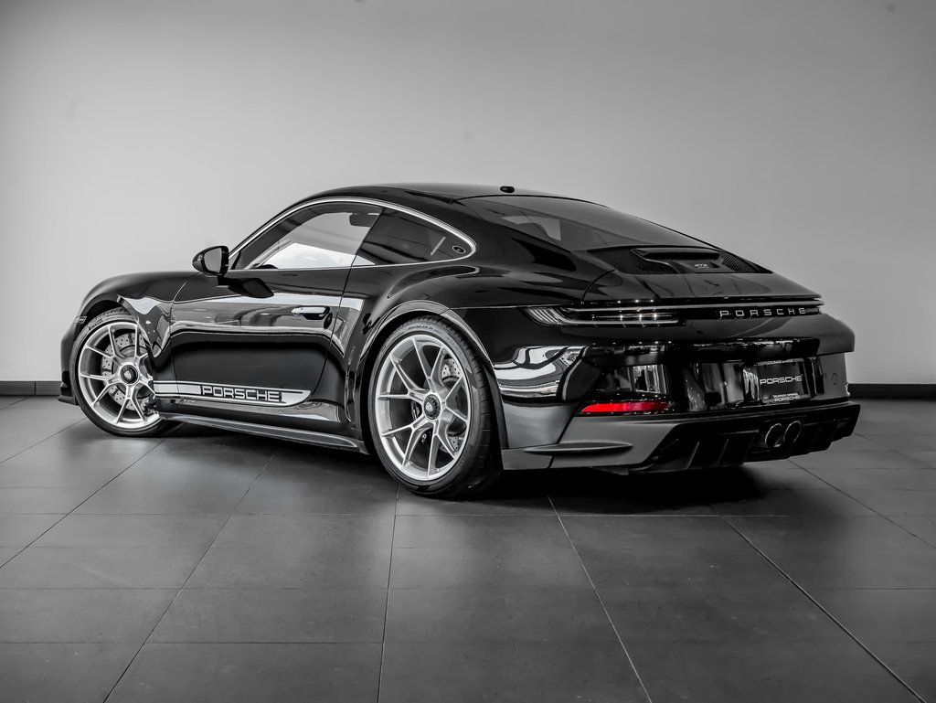 Certified 2022 Porsche 911 GT3 RWD image 3