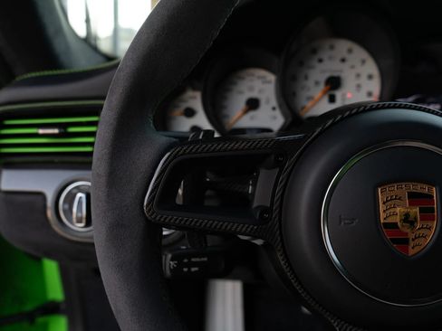 Used 2019 Porsche 911 GT3 RS RWD image 16