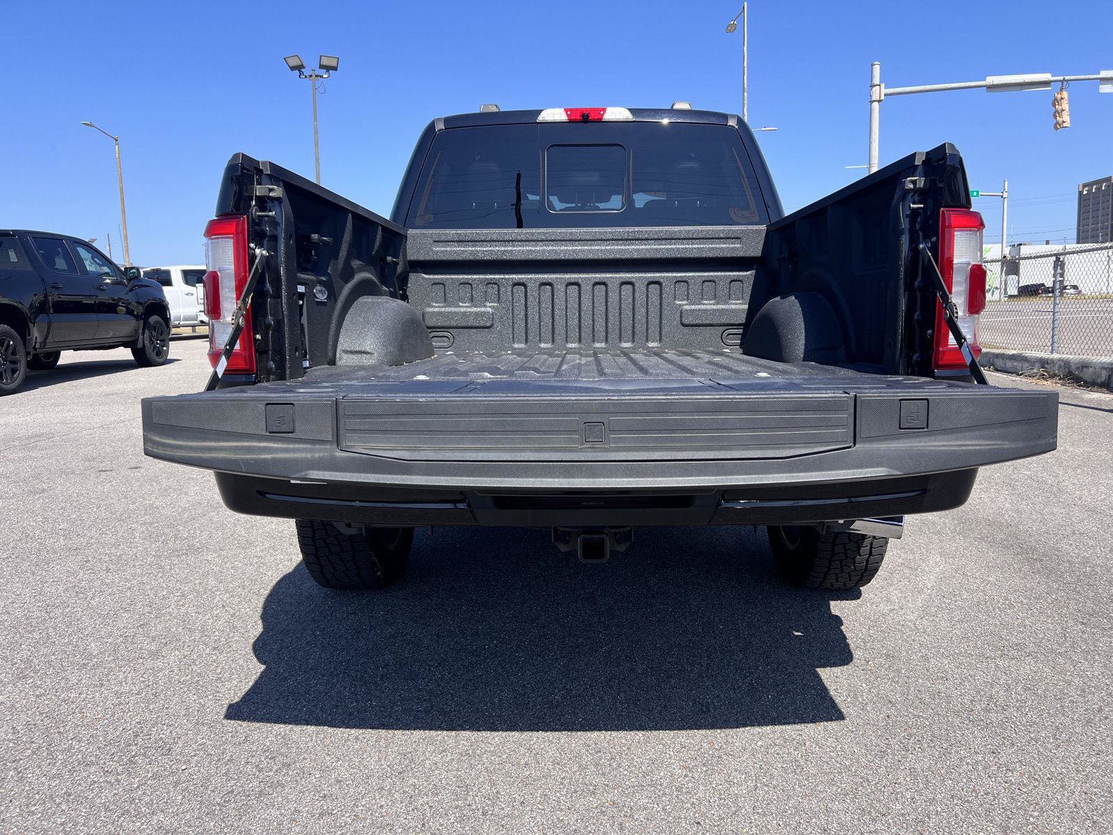 Used 2021 Ford F150 Platinum w/ Equipment Group 701A High AWD/4WD image 38
