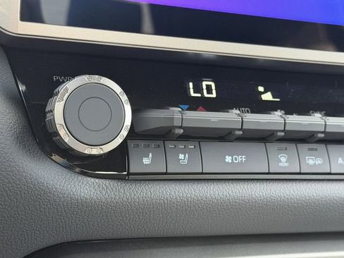 New 2026 Toyota Tundra Limited image 22