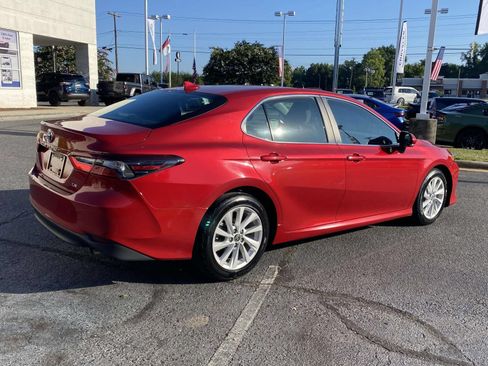 Used 2024 Toyota Camry LE w/ Convenience Package FWD image 7