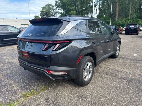 Used 2023 Hyundai Tucson SEL AWD/4WD image 2