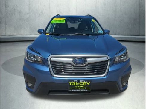 Used 2019 Subaru Forester Premium image 10