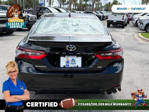 Used 2024 Toyota Camry SE FWD image 6
