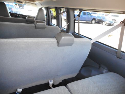 Used 2017 Chevrolet Express 3500 LT w/ LT Preferred Equipment Group RWD image 20