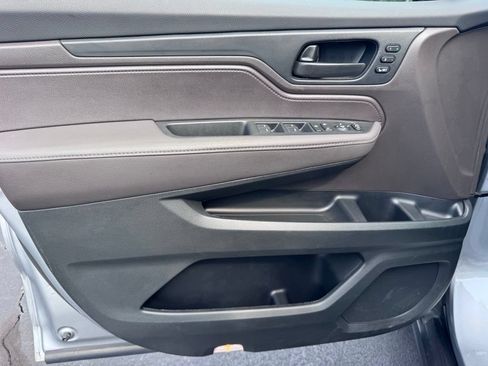 Used 2023 Honda Odyssey EX-L image 22