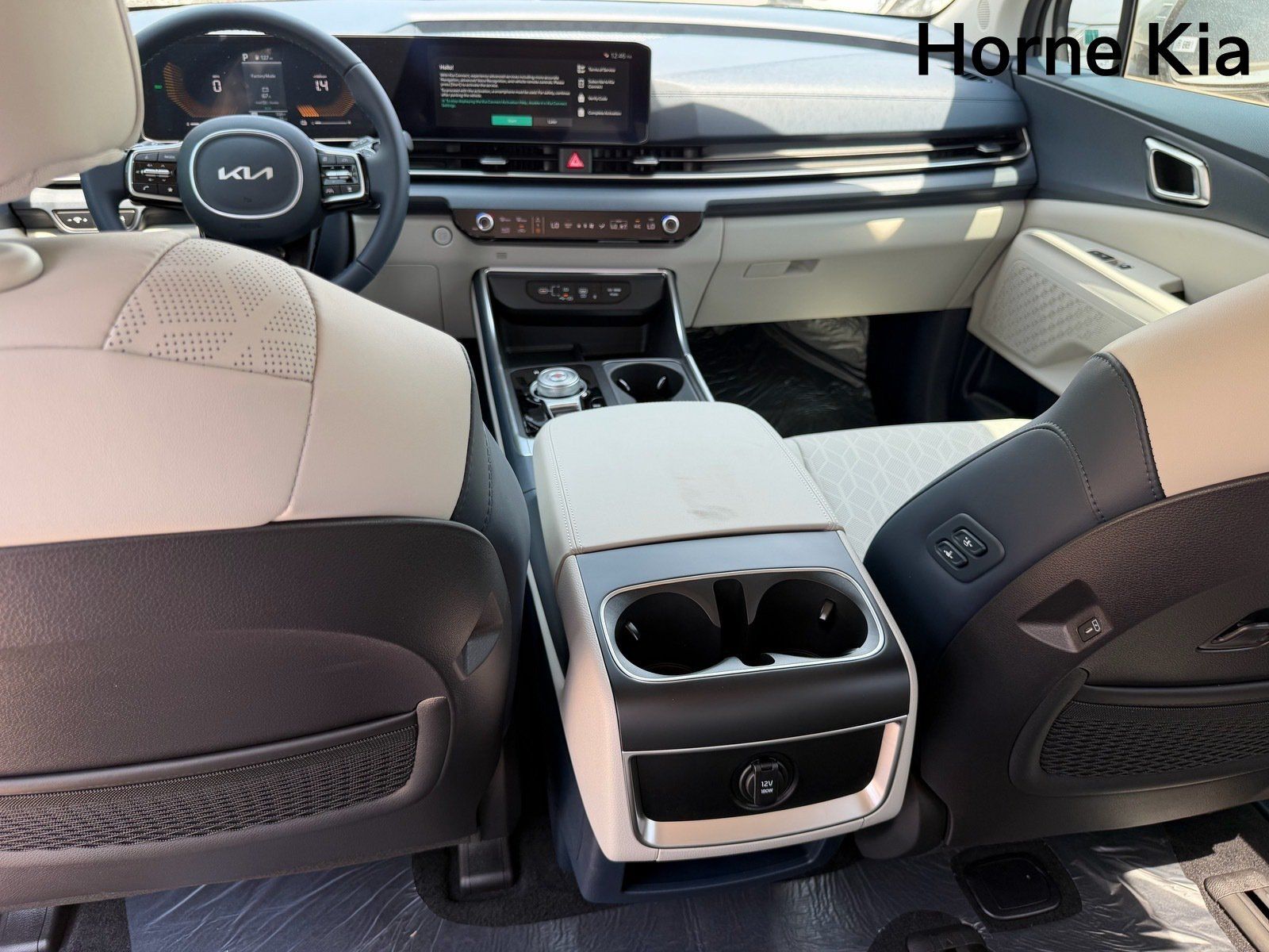 New 2026 Kia Carnival EX FWD image 21