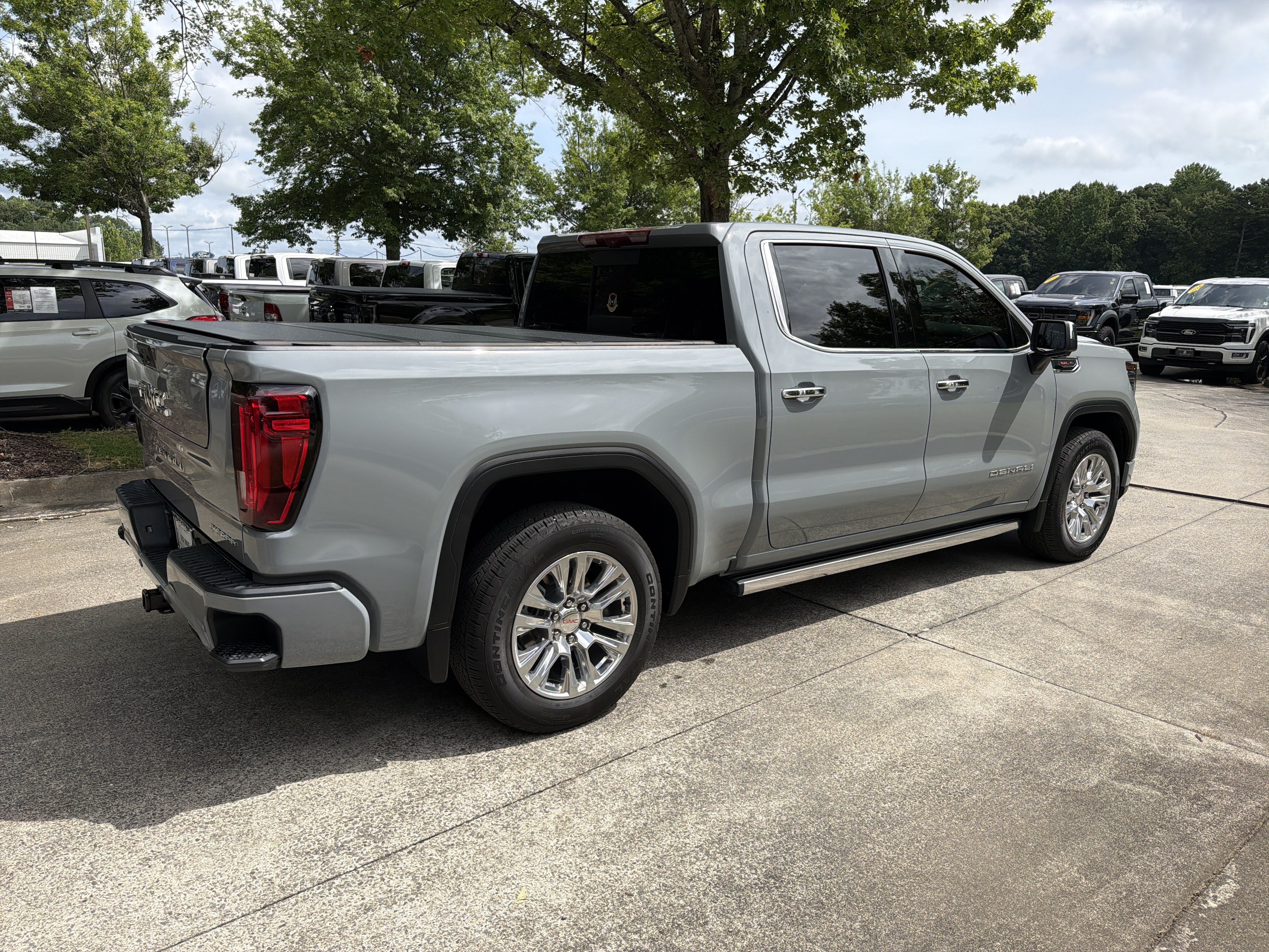Used 2024 GMC Sierra 1500 Denali AWD/4WD image 14