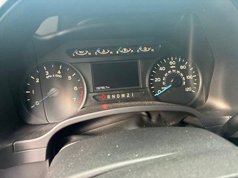 Used 2017 Ford F150 XL w/ Equipment Group 101A Mid RWD image 8