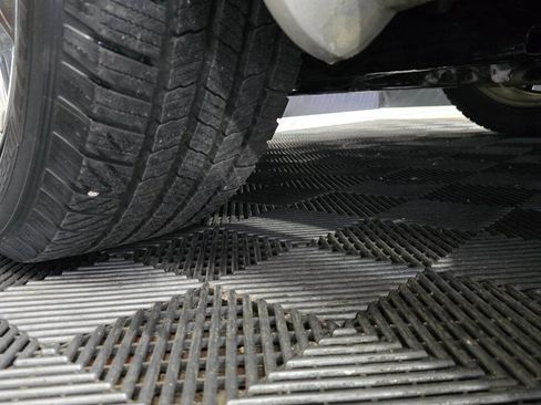 Used 2012 Buick Enclave Premium image 33