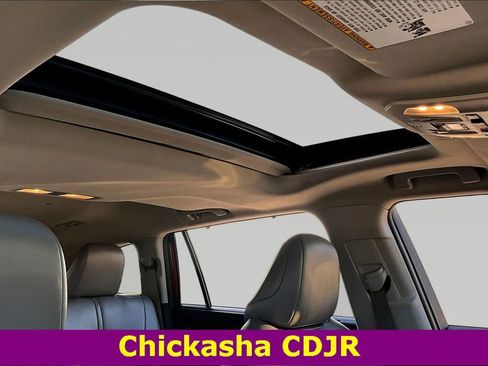 Used 2022 Toyota Highlander XLE image 26