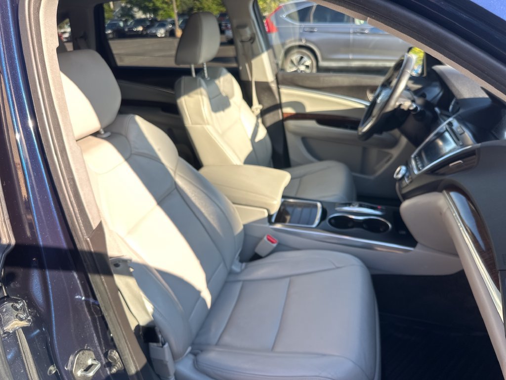 Used 2017 Acura MDX w/ Technology Package AWD/4WD image 26