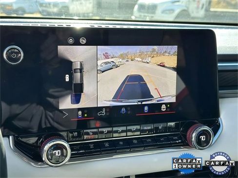 Used 2024 GMC Canyon AT4X image 2