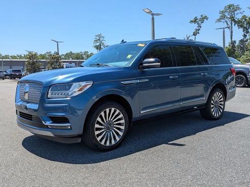 Used 2020 Lincoln Navigator L Reserve w/ Cargo Convenience Package image 7
