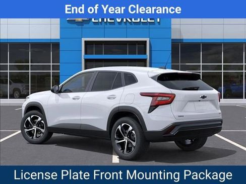 New 2025 Chevrolet Trax RS image 3