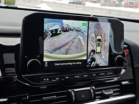 New 2025 Nissan Pathfinder Platinum w/ Cargo Package image 14