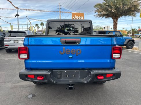 Used 2023 Jeep Gladiator Rubicon image 5