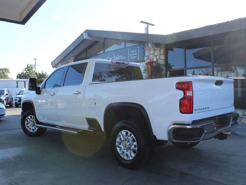 Used 2023 Chevrolet Silverado 2500 LTZ w/ LTZ Plus Package image 3