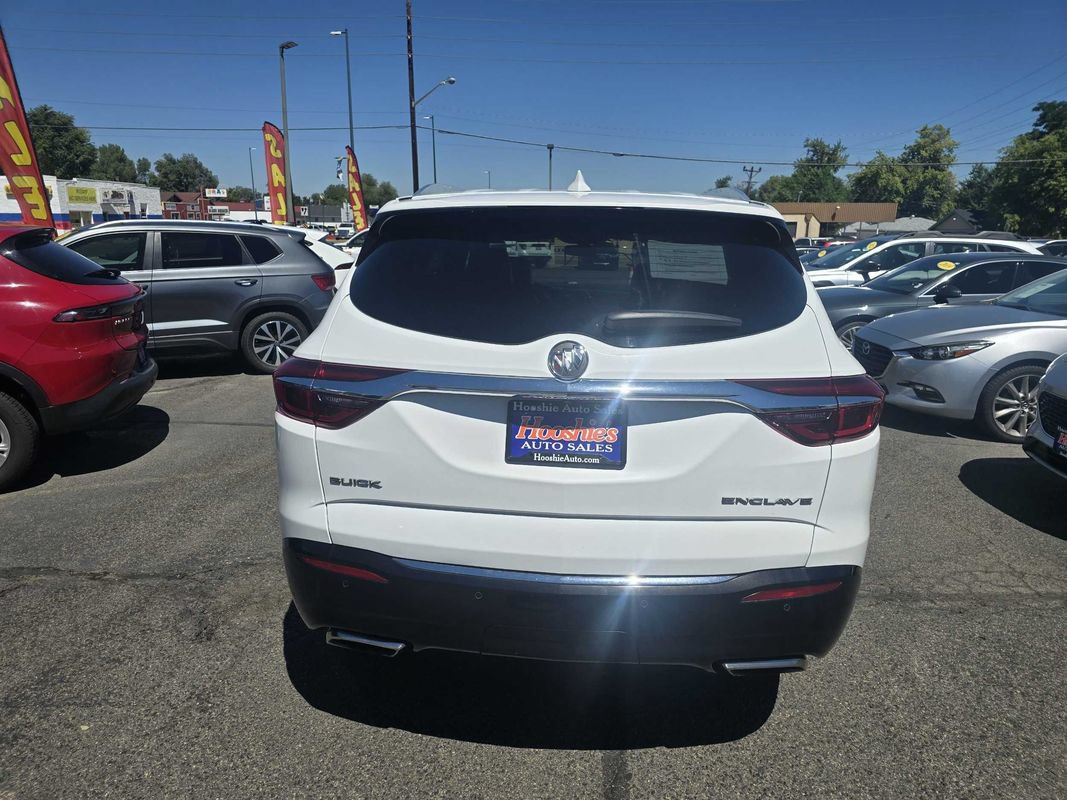 Used 2018 Buick Enclave Essence w/ Trailering Package FWD image 13