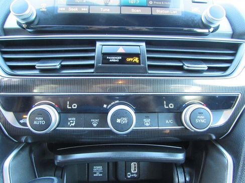 Used 2019 Honda Accord Sport image 20