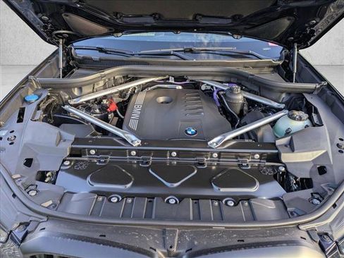 New 2026 BMW X5 xDrive40i w/ M Sport Package image 17