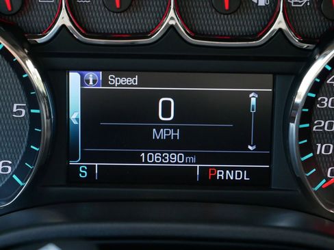 Used 2018 Chevrolet Silverado 1500 LT w/ All Star Edition AWD/4WD image 20