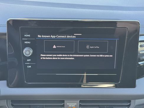 Used 2025 Volkswagen Jetta S image 25