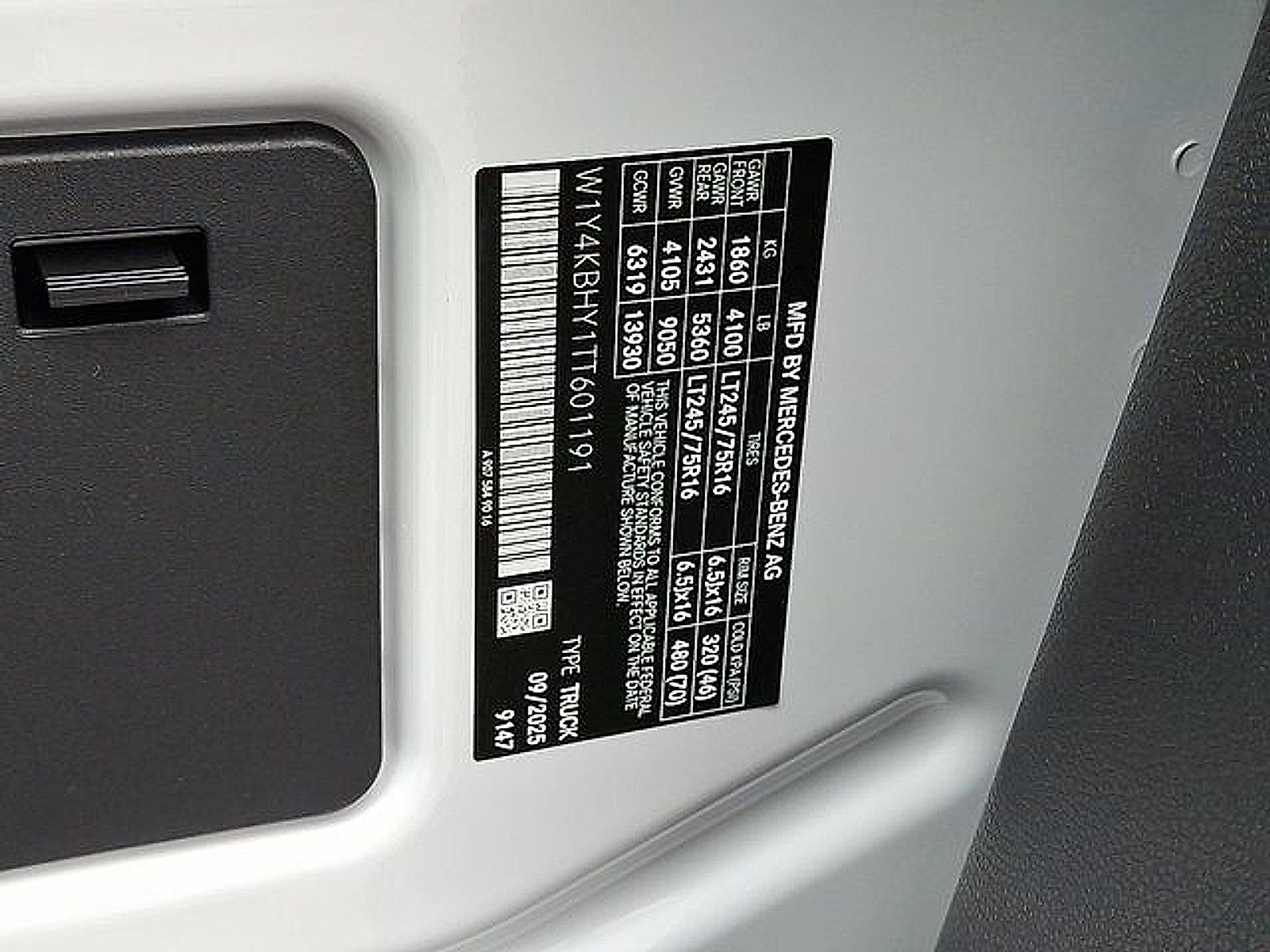 Used 2026 Mercedes-Benz Sprinter 2500 image 27