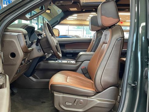 Used 2023 Ford Expedition Max King Ranch AWD/4WD image 13