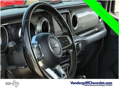 Used 2023 Jeep Wrangler Unlimited Sahara w/ Cold Weather Group AWD/4WD image 11