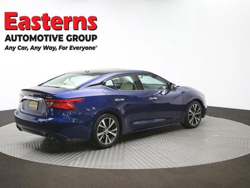 Used 2016 Nissan Maxima Platinum w/ Interior Lighting Package FWD image 46