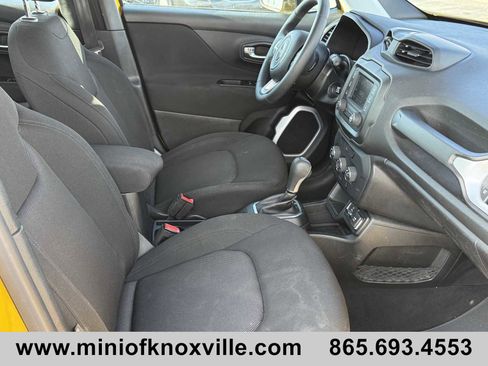 Used 2018 Jeep Renegade Sport w/ Power & Air Group image 23